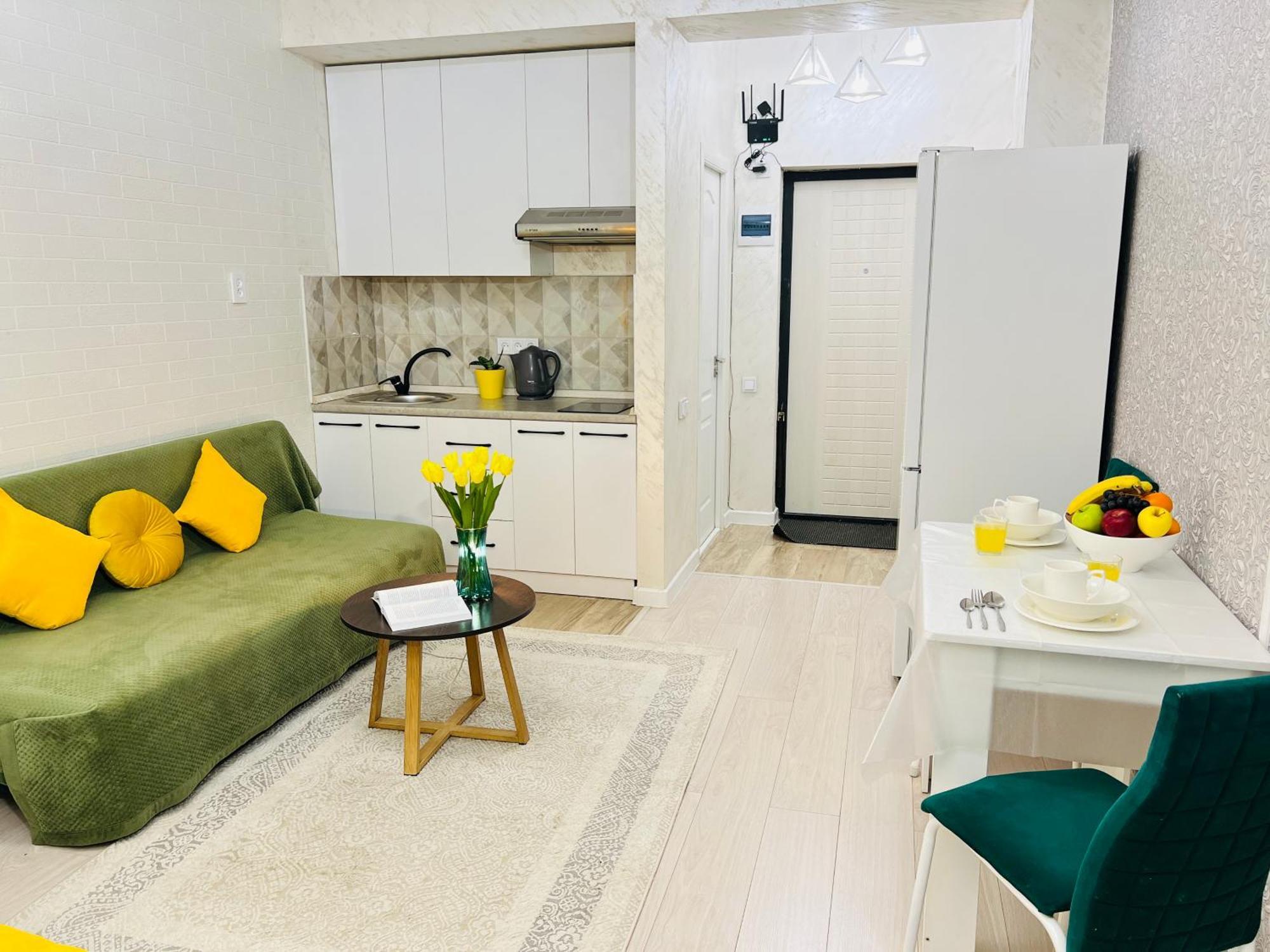 396i2 Sunny Sholpan Apartment *